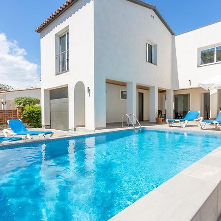Goldhome - New House With Private Heated Pool, Parking, Wifi, Games Room Empuriabrava Ngoại thất bức ảnh