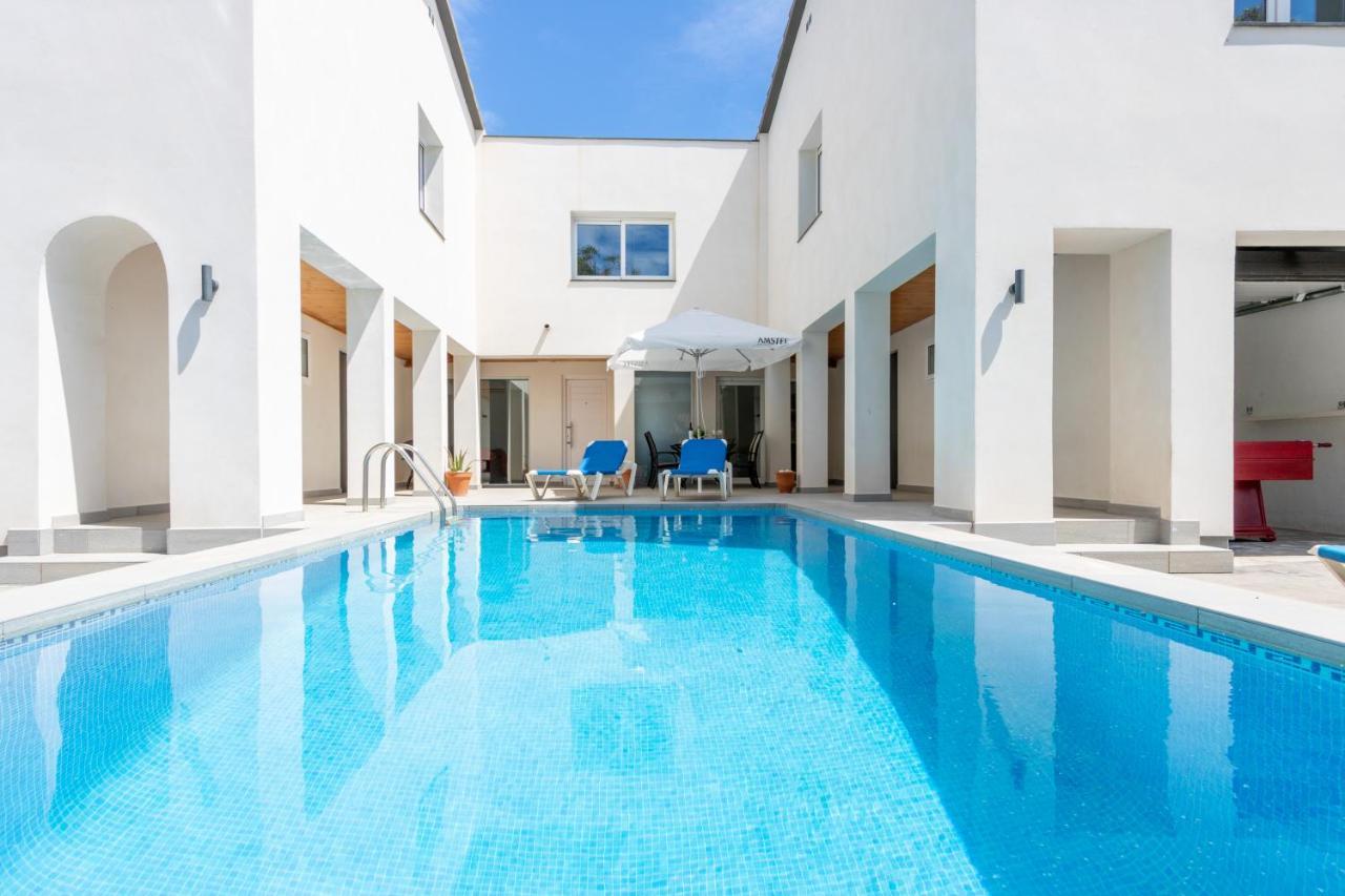 Goldhome - New House With Private Heated Pool, Parking, Wifi, Games Room Empuriabrava Ngoại thất bức ảnh