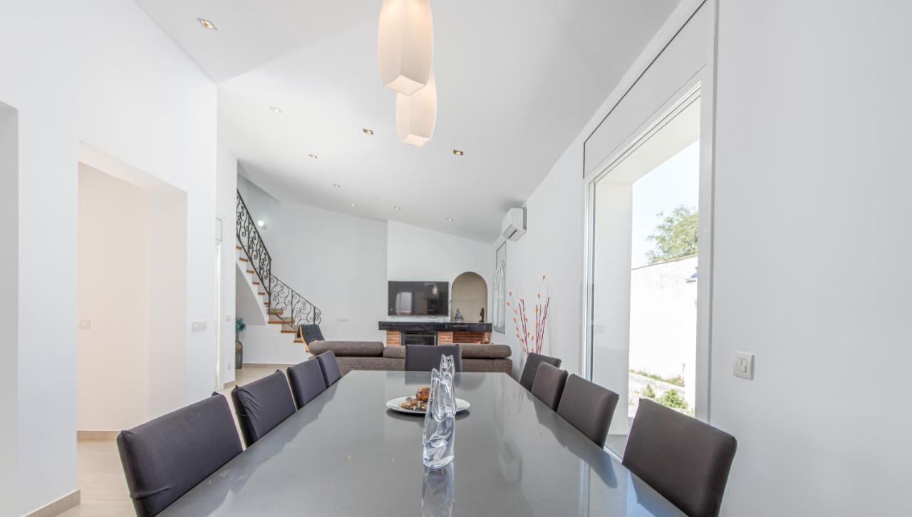 Goldhome - New House With Private Heated Pool, Parking, Wifi, Games Room Empuriabrava Ngoại thất bức ảnh