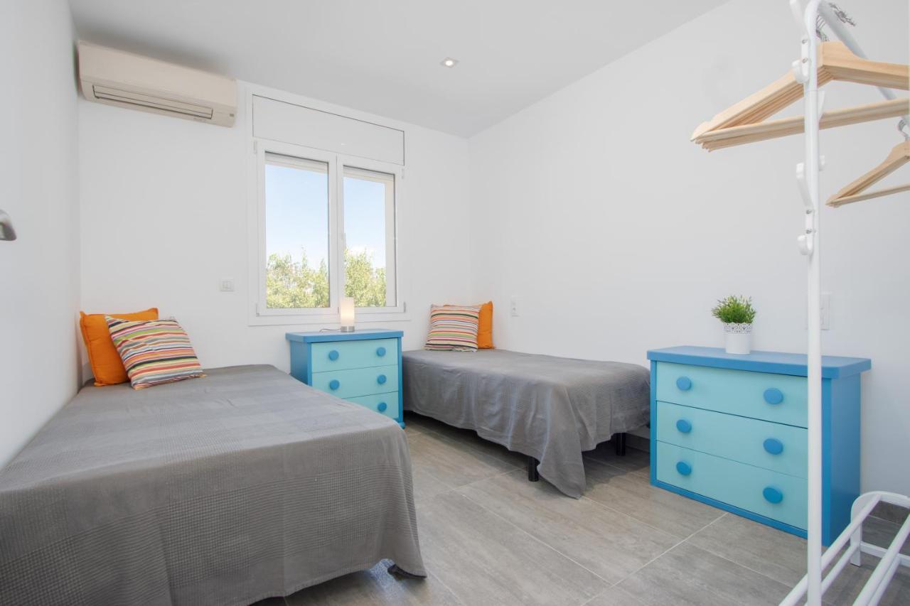 Goldhome - New House With Private Heated Pool, Parking, Wifi, Games Room Empuriabrava Ngoại thất bức ảnh