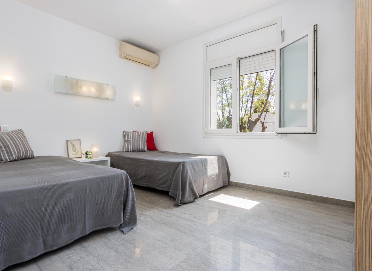 Goldhome - New House With Private Heated Pool, Parking, Wifi, Games Room Empuriabrava Ngoại thất bức ảnh